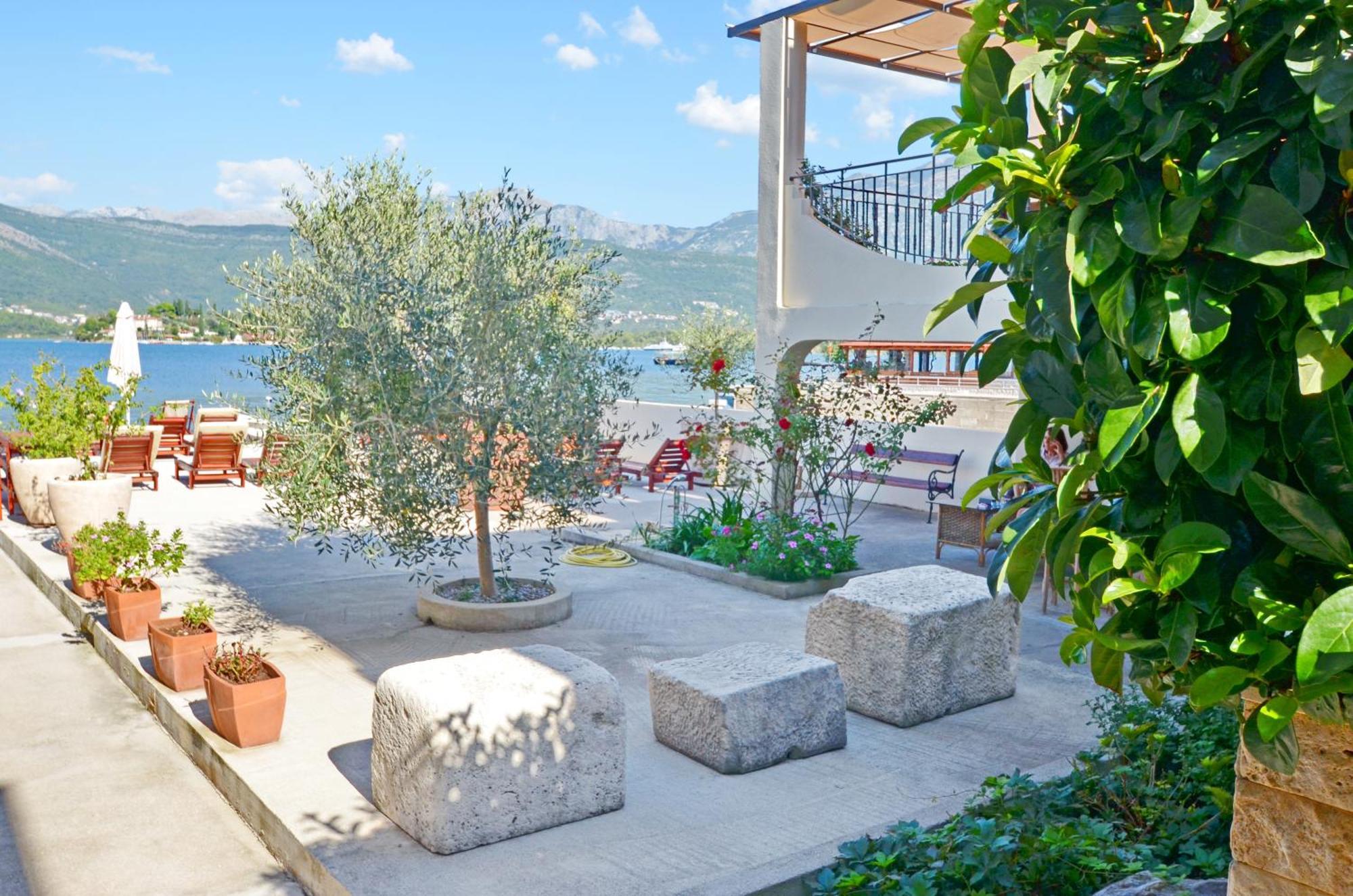 Dubravcevic Residence Tivat Exterior foto