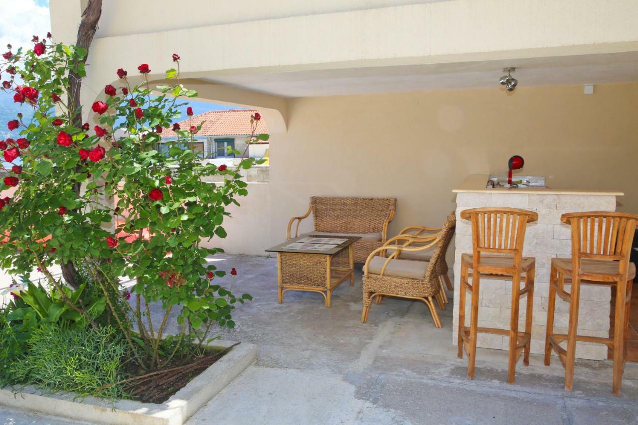 Dubravcevic Residence Tivat Exterior foto